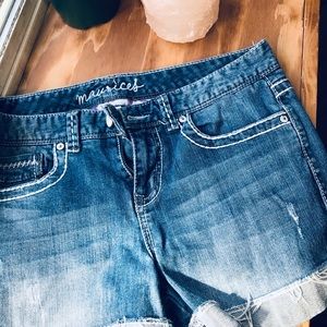 Super adorable shorts